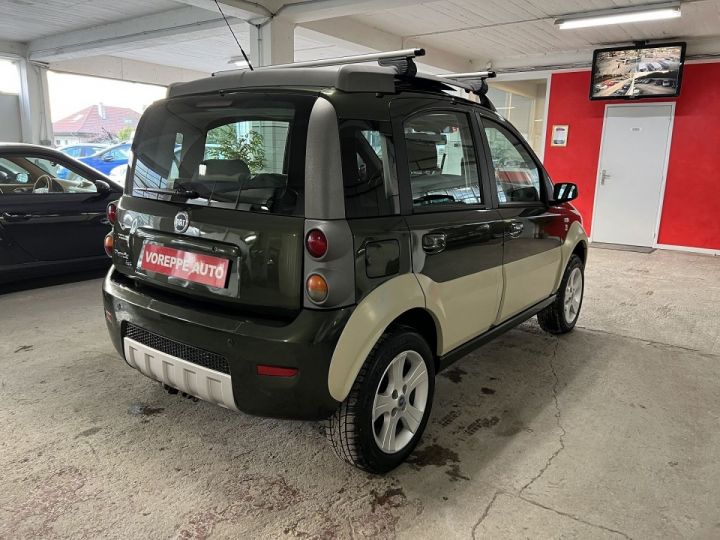 Fiat Panda 1.3 MULTIJET 16V 70CH CROSS Vert - 4