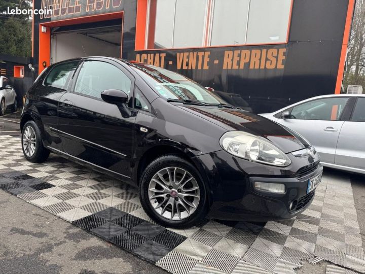 Fiat Punto 1.2 8V 69CH EASY 3P Noir - 1