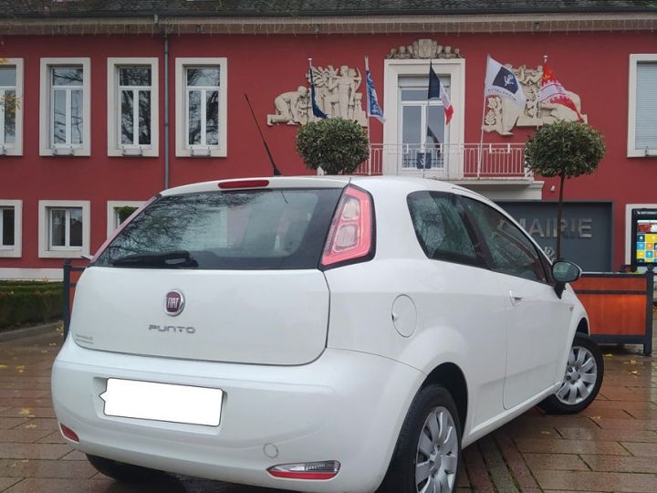 Fiat Punto 1.2 91 000 km toit panoramique Blanc - 5