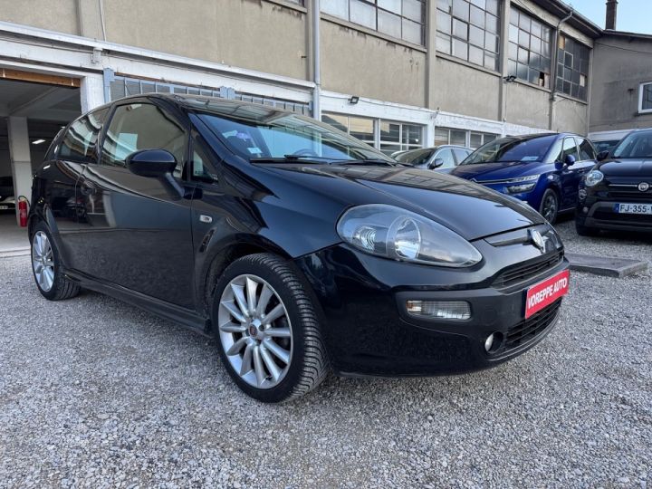 Fiat Punto 1.4 MULTIAIR TURBO 16V 135CH LOUNGE 3P/ CRITERE 1 / Noir - 3