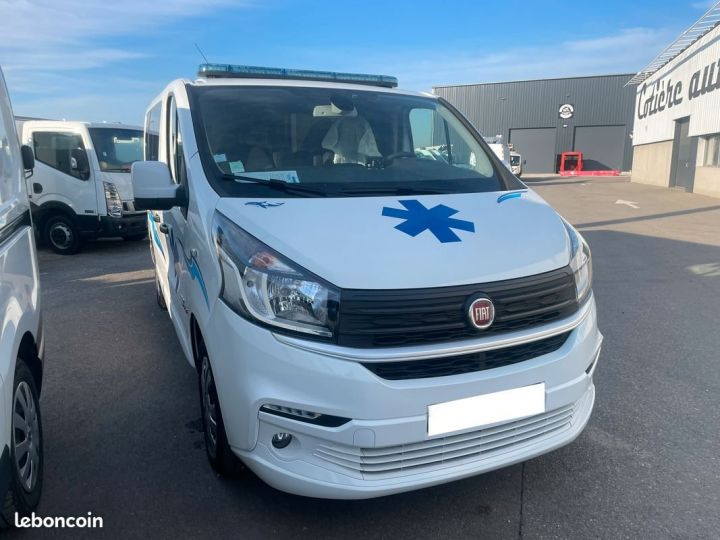Fiat Talento L1h1 ambulance dauphins  - 2