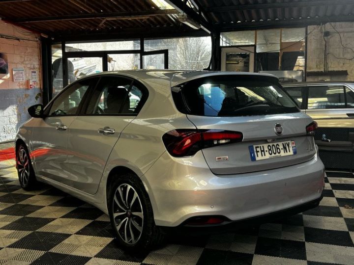 Fiat Tipo 1.4 95CH S/S LOUNGE E85 5P Flexfuel Gris C - 4