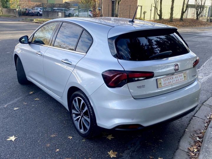 Fiat Tipo 1.4 95CH S/S LOUNGE MY20 5P Gris - 7