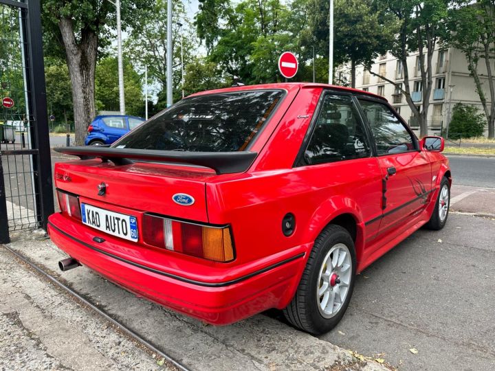 Ford Escort 1.6 XR3I COUPE SPORT ROUGE - 18