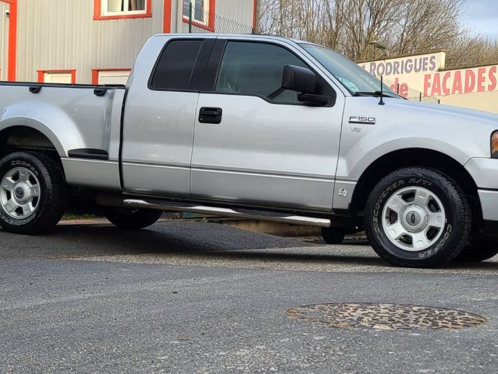 Ford F150 STX V8 4.6L Extended Gris Argent - 4