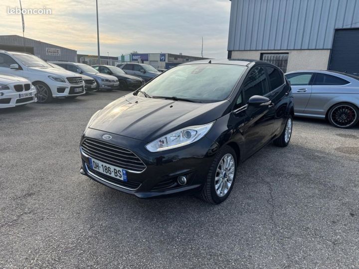 Ford Fiesta 1.0 ecoboost 125 ch start- stop titanium cuir gps xenon Noir - 2