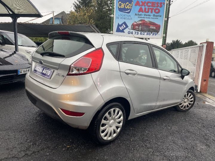 Ford Fiesta 1.5 TDCi 75 SetS Edition Gris - 2