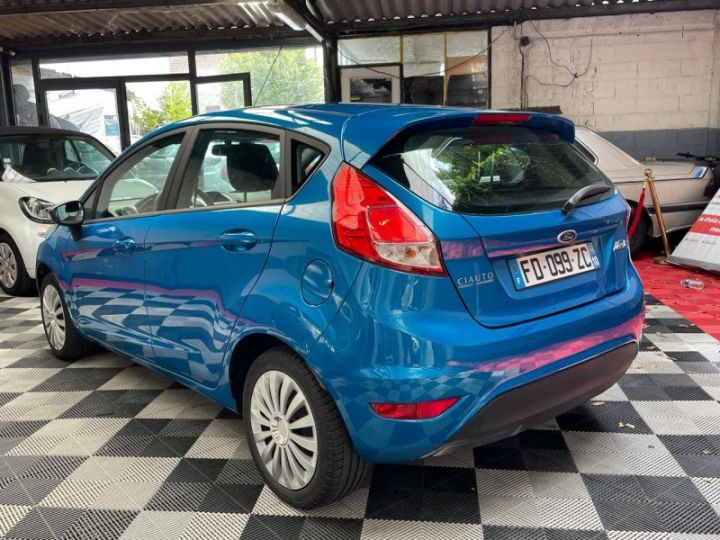 Ford Fiesta 1.5 TDCI 75CH FAP AMBIENTE 5P Bleu C - 4