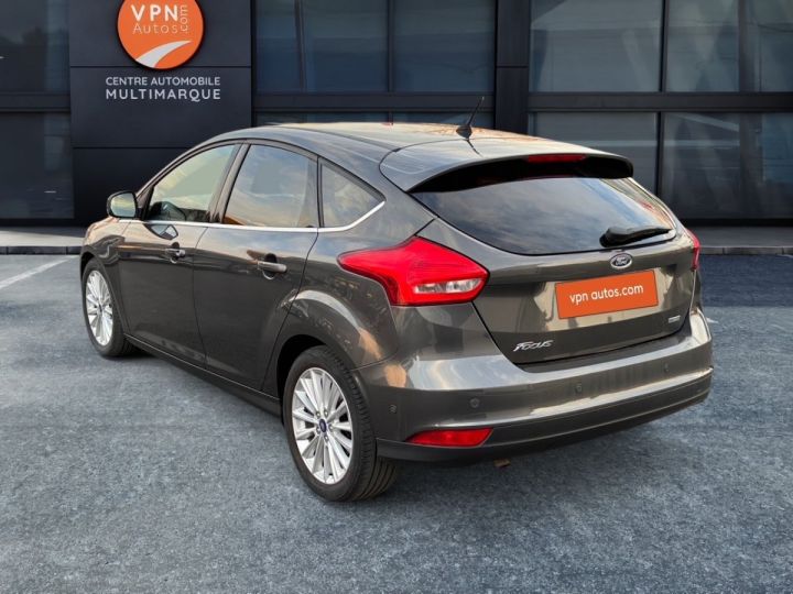 Ford Focus 1.0 EcoBoost 125 S&S Titanium GRIS FONCE - 3