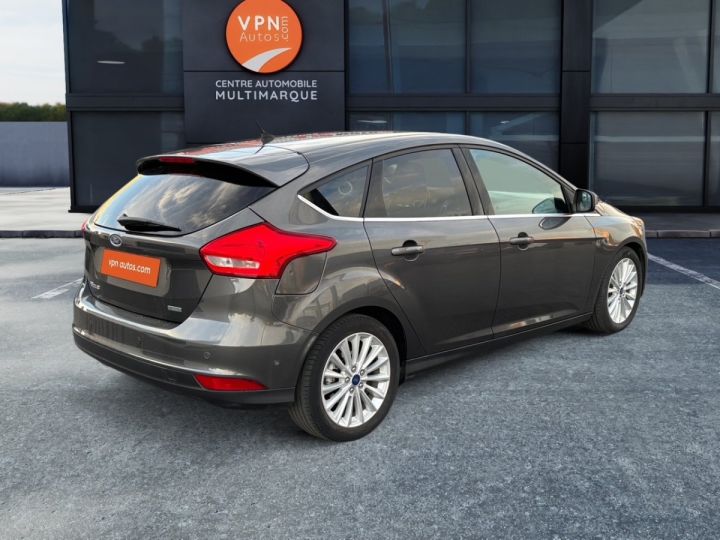 Ford Focus 1.0 EcoBoost 125 S&S Titanium GRIS FONCE - 4