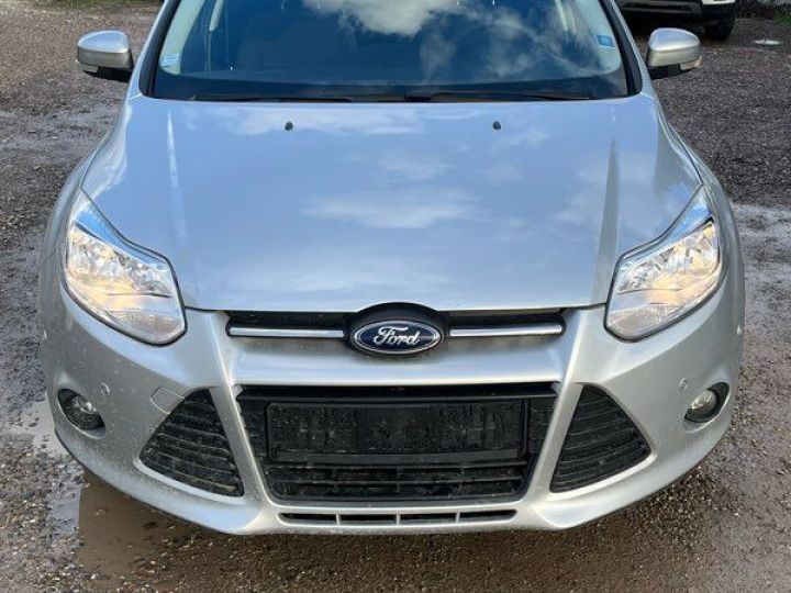 Ford Focus 3 1.0L Ecoboost 100cv Gris - 1