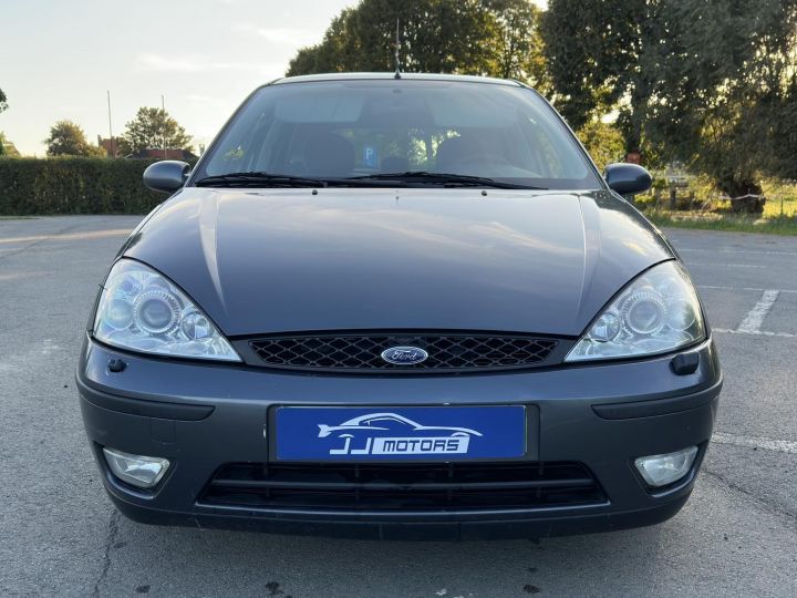 Ford Focus Ambiante Pack Gris - 2