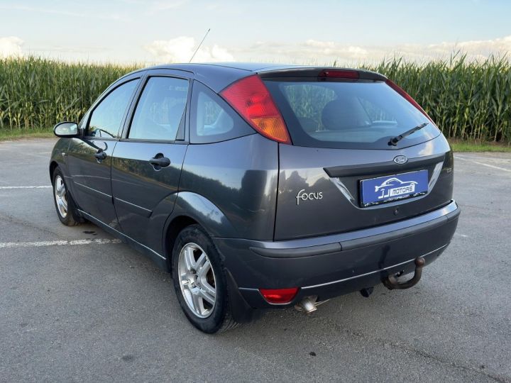 Ford Focus Ambiante Pack Gris - 6