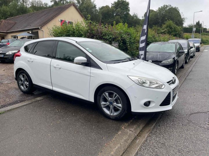 Ford Focus III 1.0 EcoBoost 998cm3 100cv Blanc Laqué - 3