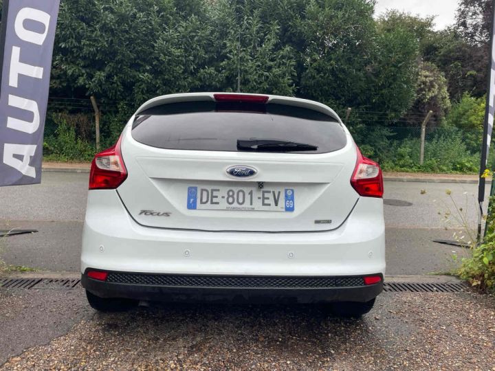 Ford Focus III 1.0 EcoBoost 998cm3 100cv Blanc Laqué - 12