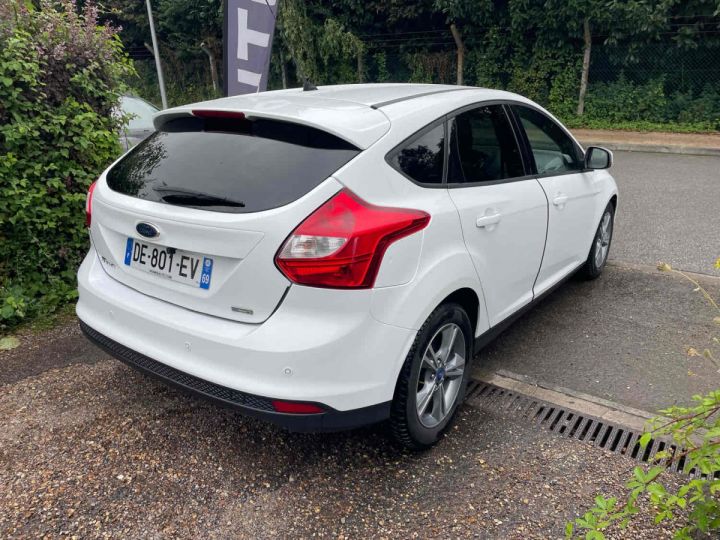 Ford Focus III 1.0 EcoBoost 998cm3 100cv Blanc Laqué - 13