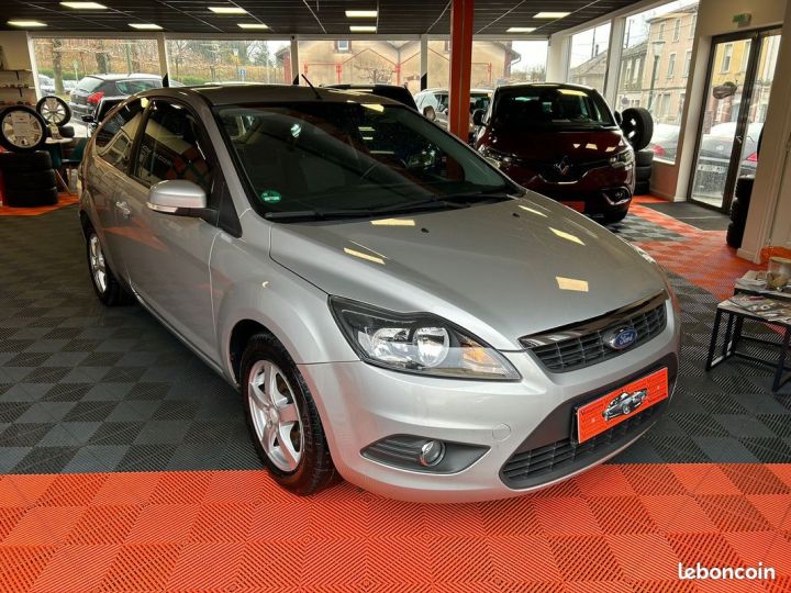 Ford Focus PACK TREND 1.6I 16V 100 cv Garantie 12 mois  - 1