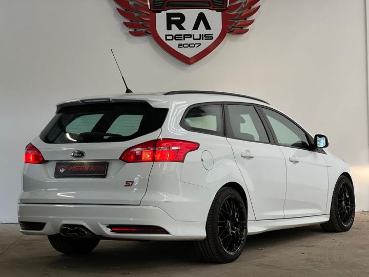 Ford Focus ST 2.0 TDCI 185CH SW Blanc Métallisé - 3