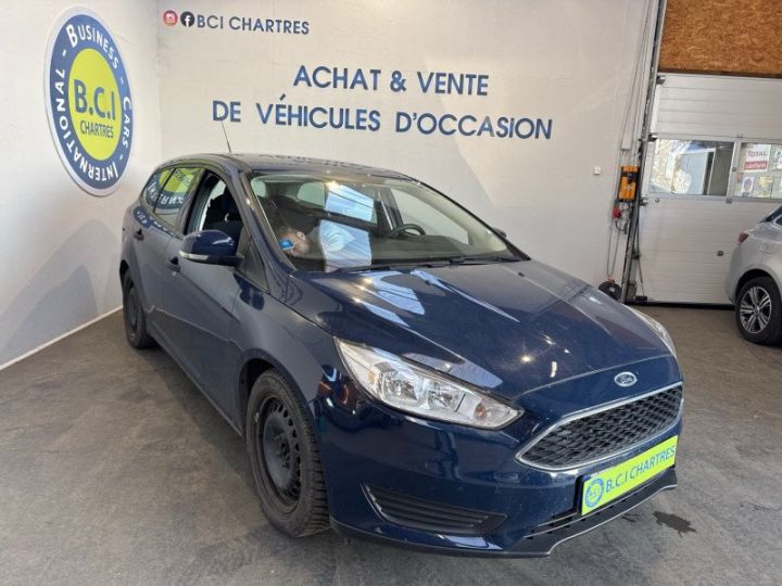 Ford Focus SW 1.0 ECOBOOST 100CH STOP&START TREND Bleu - 2