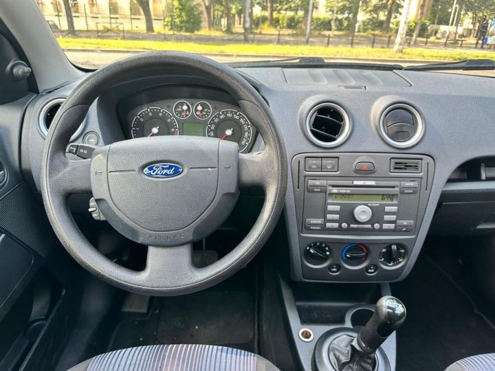 Ford Fusion 1400 PLUS DURASHIFT GRIS - 14