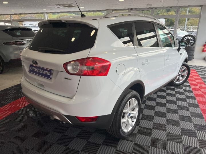 Ford Kuga 2.0 TDCi 140 DPF 4x2 Trend Blanc - 2