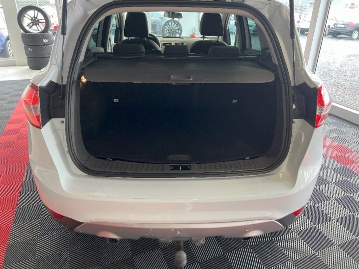 Ford Kuga 2.0 TDCi 140 DPF 4x2 Trend Blanc - 8