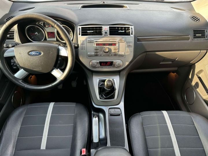 Ford Kuga 2.0 tdci 4x4 toit panoramique titanium Blanc - 3