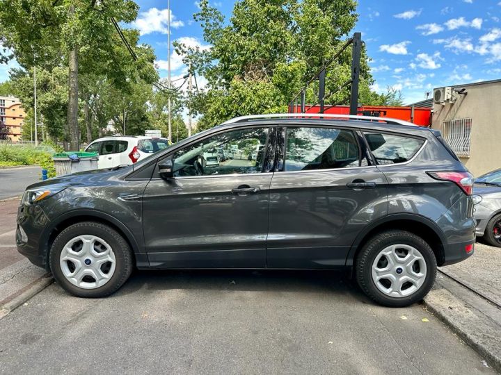 Ford Kuga II phase 2 1.5 TDCI 120 TREND GRIS - 3
