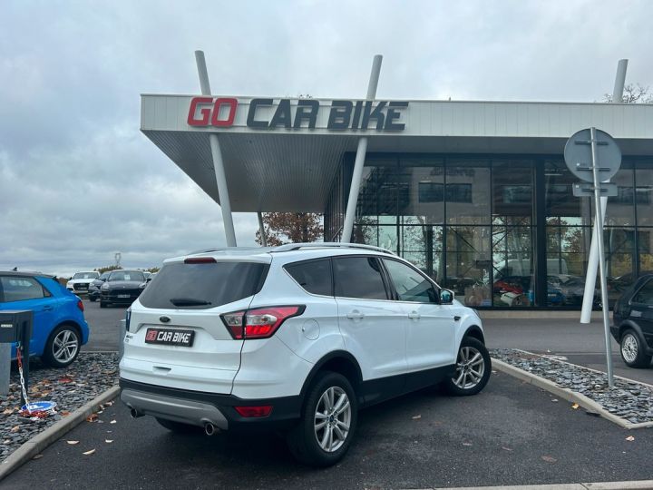 Ford Kuga TDCI 150 ch BVM6 Garantie 6 ans GPS Attelage Régul Bluetooth 17P 315-mois Blanc - 2