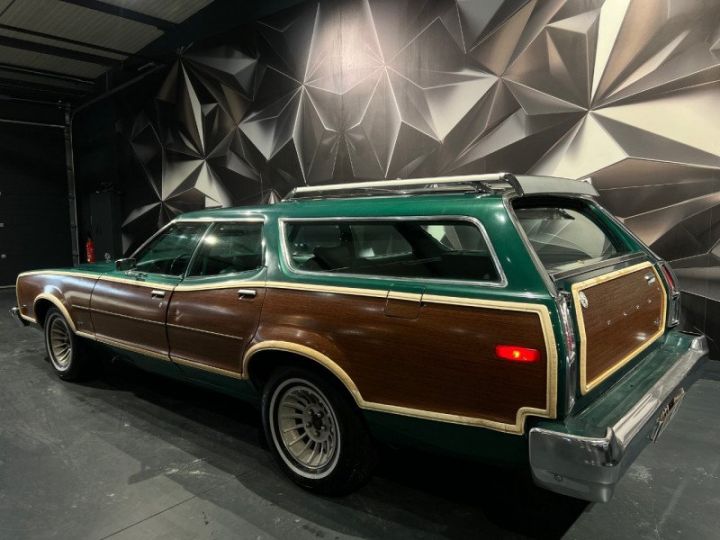 Ford LTD II Country Squire V8 Cleveland 400M 5.8 Vert - 5