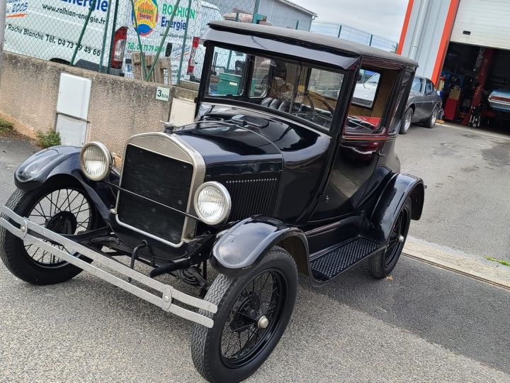 Ford Model T Doctor Coupe Noir - 3
