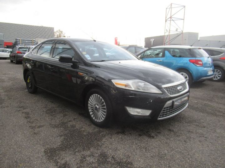 Ford Mondeo 2.0 TDCi 130 DPF Ghia A Noir - 3