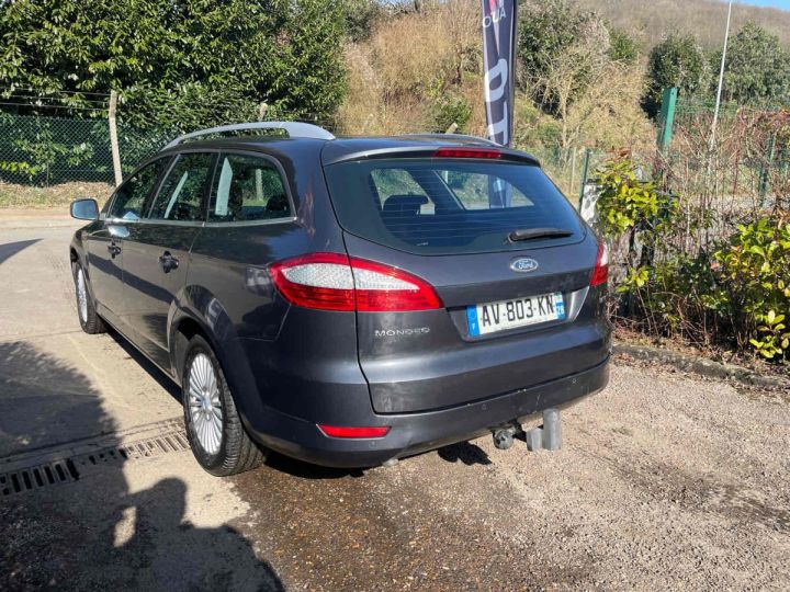 Ford Mondeo 2.0 TDCI 140CV Noir Laqué - 11