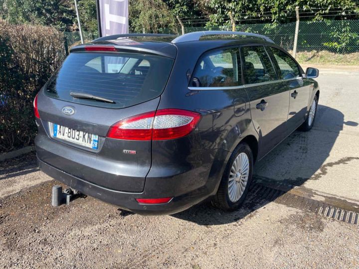 Ford Mondeo 2.0 TDCI 140CV Noir Laqué - 13