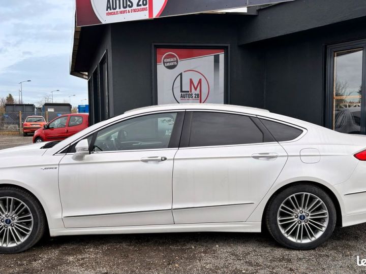 Ford Mondeo HYBRID 2.0L 187ch Vignale BVA Blanc - 2