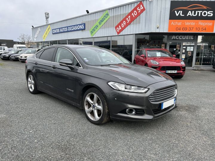 Ford Mondeo HYBRID MONDEO V A Trois Volumes (CD) 2.0 Hybrid 4x4 (190Cv)En l'état pour professionnel  - 2