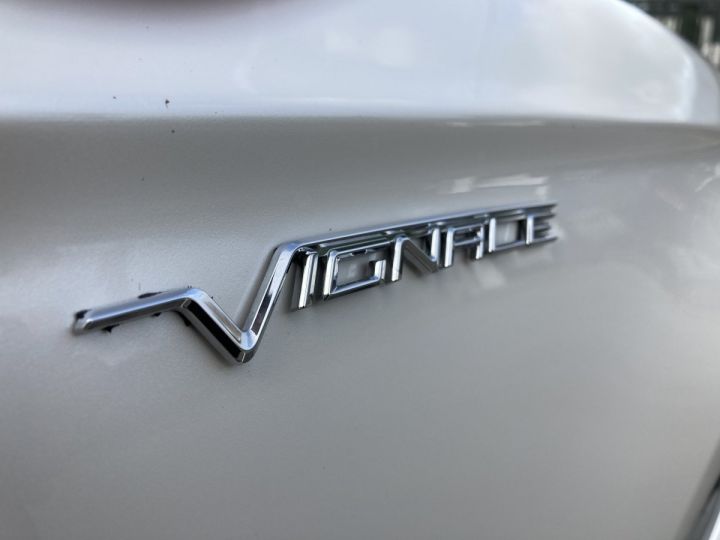 Ford Mondeo Hybride 187 ch Vignale  blanc métallisé Premium Blanc Platinium  - 10