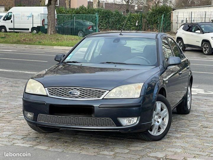 Ford Mondeo III 2.0 TDCi année 06-2006 251.000KM LÉGER MANQUE PUISSANCE à 1490euro Gris - 1