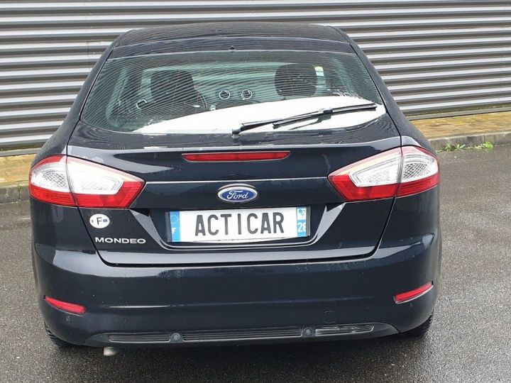 Ford Mondeo iii phase 2 1.6 tdci 115 titanium bv6 Noir Occasion - 24