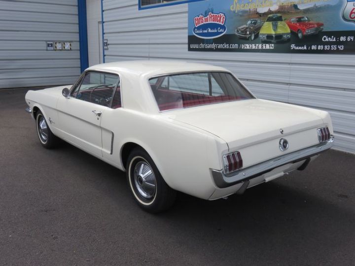 Ford Mustang blanche - 5