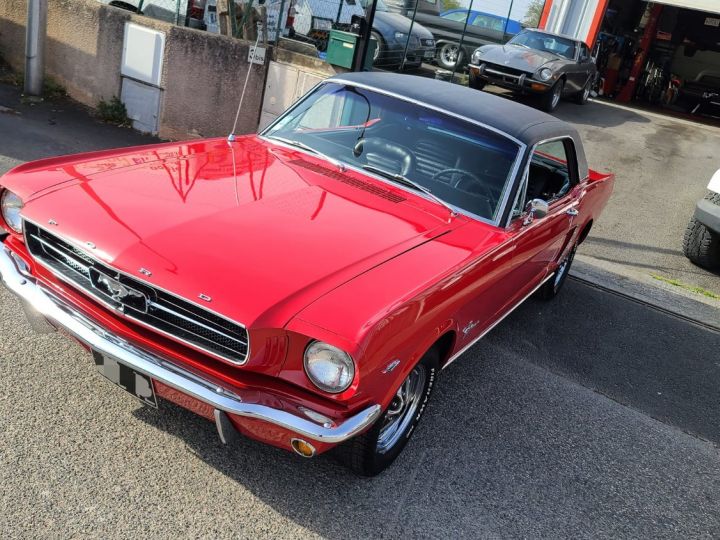 Ford Mustang Rouge - 3