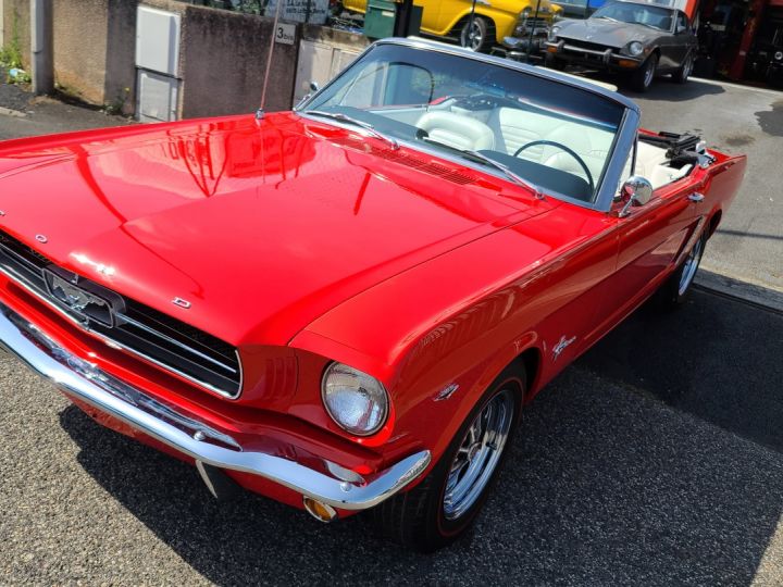 Ford Mustang Cabriolet V8 289 Code A, boite manuelle 4 Réservée  - 2