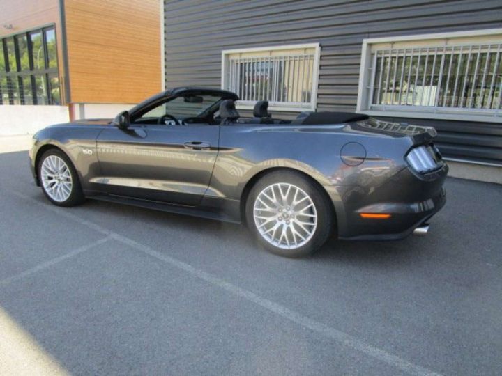 Ford Mustang Convertible V8 5.0 421 GT A Gris - 4