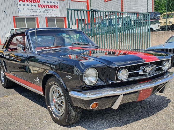 Ford Mustang COUPE HARDTOP V8 260 1964 1/2 32.500 €  - 1