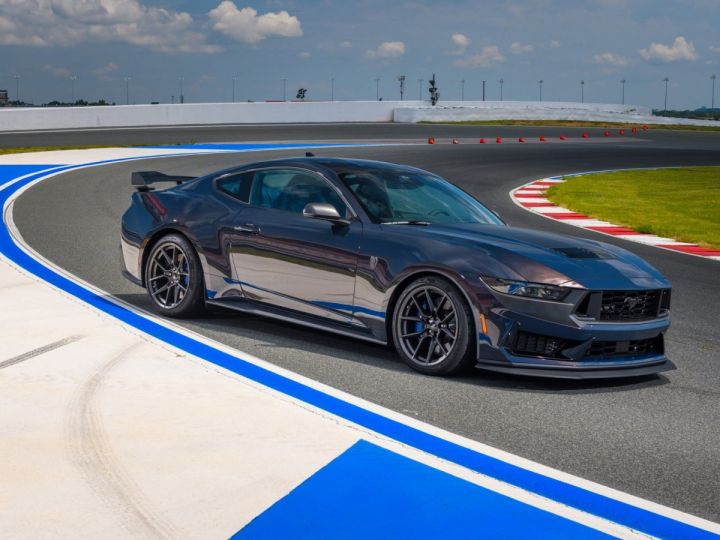 Ford Mustang Dark Horse Premium 5.0 V8 BVA Bleu Foncé Nacré - 2