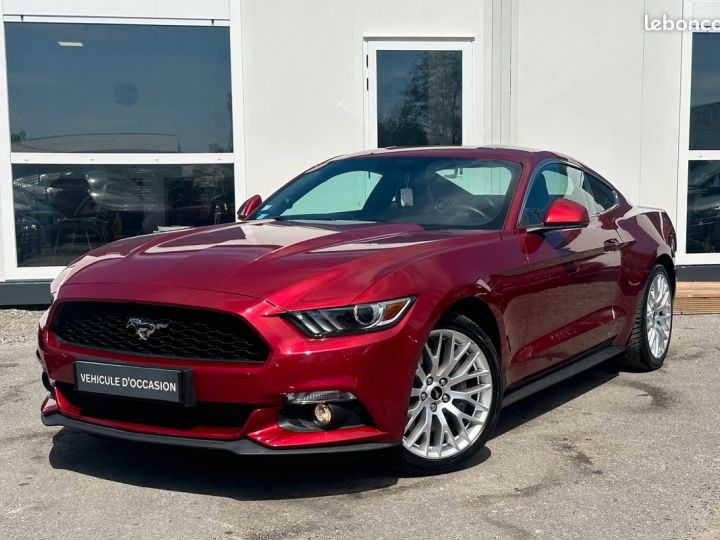 Ford Mustang Fastback 2.3 Ecoboost BV6 Rouge - 1