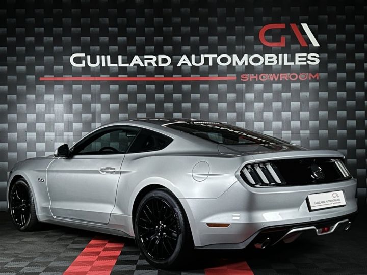 Ford Mustang FASTBACK 5.0 V8 421ch GT BVM6 GRIS CLAIR - 6