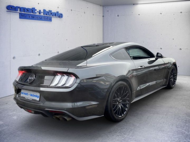 Ford Mustang Fastback 5.0 V8 450 Automatik GT MagneRide Pack Carbon Garantie 12 Prémium Grise - 4