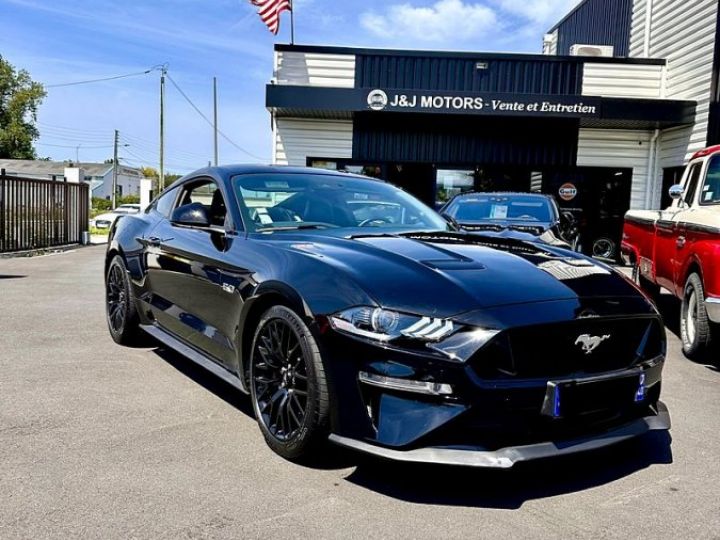 Ford Mustang FASTBACK 5.0 V8 5038cm3 450cv Noir Laqué - 1