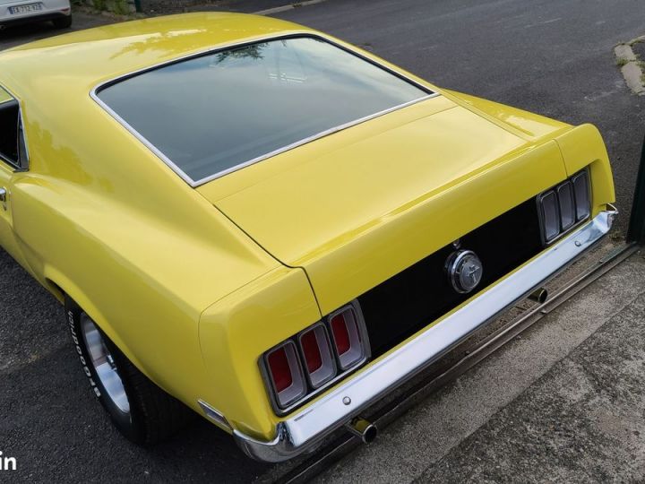 Ford Mustang Fastback V8 Jaune - 3